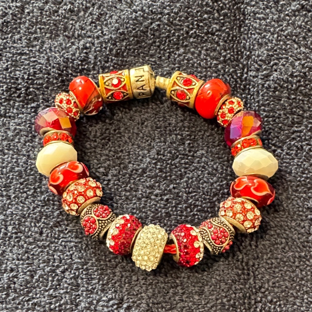 Elegant Red and Gold Beaded Bracelet